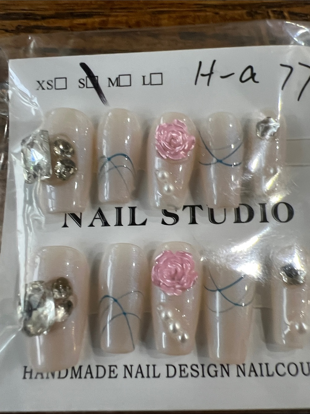 Nude Pink Rose Accent Press-On Nail Set